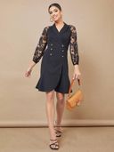 Black color option, Currently selected