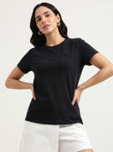 Black color option, Currently selected
