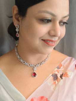 GRIIHAM - Premium Sayara Collection Elegant Rhodium White Gold Finish Cz Necklace Set