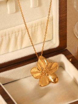 AQUASTREET - Floral Pendant 18K Gold Plated Waterproof Anti-Tarnish Necklace