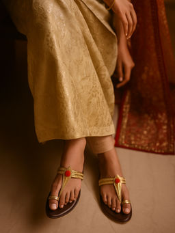 Chaal Chalan - Lilia Gold Kolhapuris