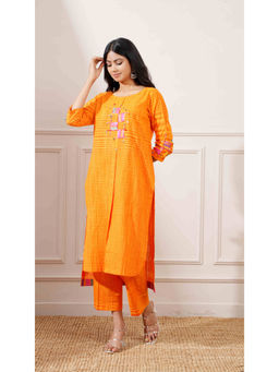 Ritivesh - Orange Slub Handloom Cotton Straight Kurta with Pant (Set of 2)
