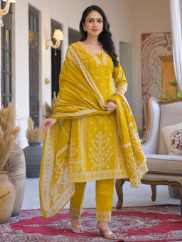 Sindh Fashion - Yellow Semi Cotton Printed Kurta with Pant and Dupatta (Set of 3)