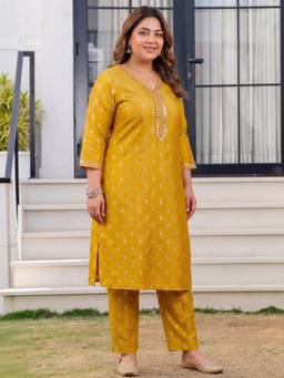 A plus by Ahalyaa - Women White Silk Blend Kurta and Pant