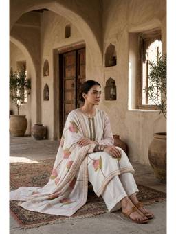 HERITAGE - Women Beige Chanderi Kurta with Pant and Dupatta