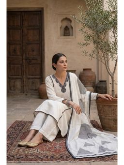 HERITAGE - Women White Linen Kurta with Pant and Dupatta
