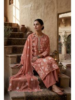 HERITAGE - Women Peach Chanderi Kurta with Pant and Dupatta