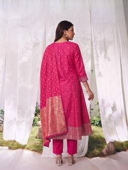 Rangita - Women Pink Polyviscose Kurta with Pant and Dupatta