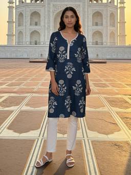 Rangita - Women Blue Rayon Kurta