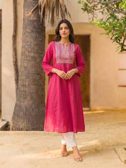 Rangita - Women Pink Viscose Kurta