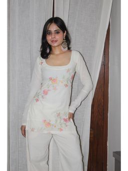 THE SAYURI - Esha Deep Back Kurti