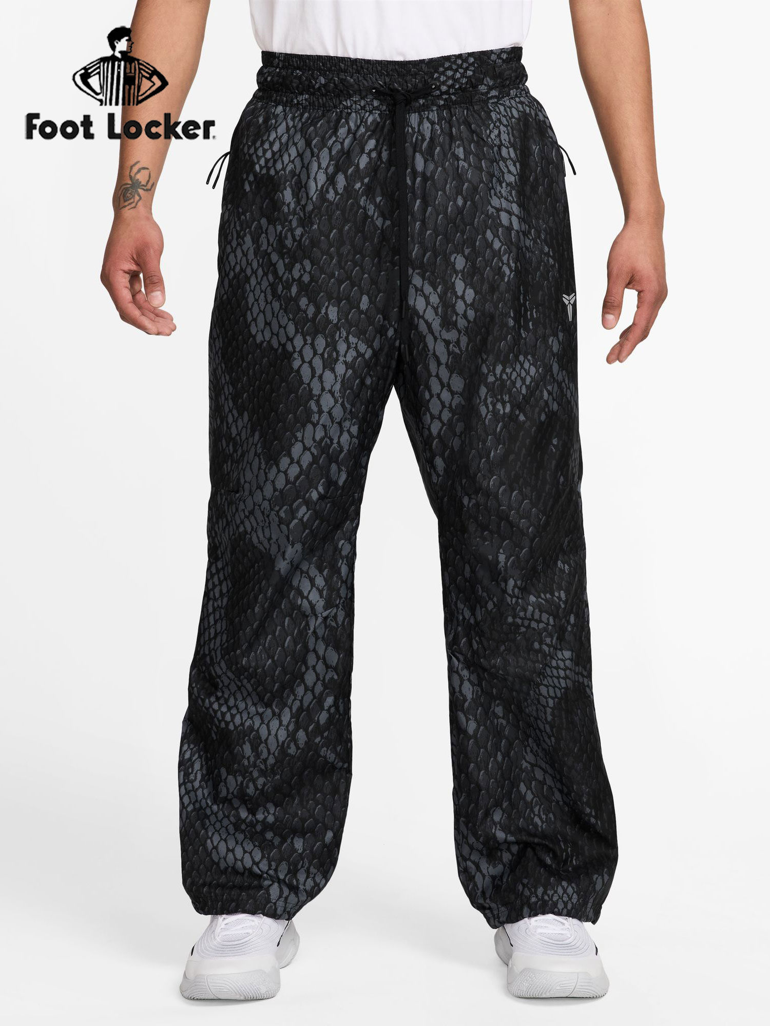 Buy Nike Men AS KB M LT WT WVN Trackpant Online | Footlocker India