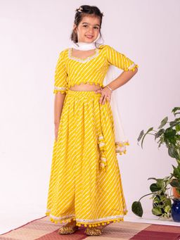 Vastramay - Girls Yellow Lehenga Top & Dupatta (Set of 3)