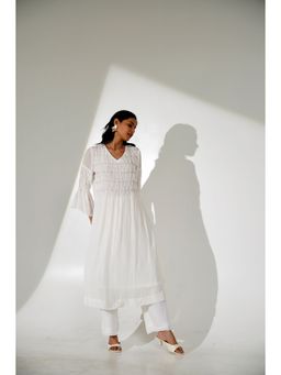 Indy Raaga - Chetana Embroidered Cotton Kurta with Pant (Set of 2)