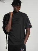 Black color option, Sold out, Currently selected