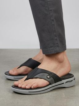 Carlton London - Men's Orthotic Comfort Flipflops - Black
