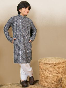 Sanwara - Boys Printed Sequins Grey Kurta with Pyjama (Set of 2)
