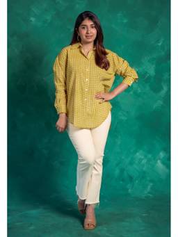 The Indian Ethnic Co. - Ruhi Yellow Bagru Cotton Straight Shirt