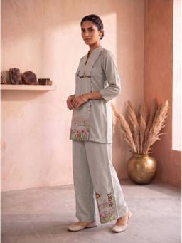 INDDUS - Women Floral Thread Embroidered Chikankari Co-Ords Set