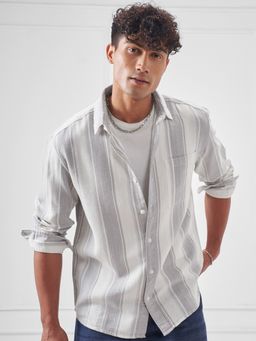 HIGHLANDER - Men Grey Dobby Striped Relaxed Overshirt