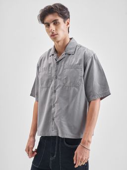 HIGHLANDER - Men Grey Washed Notched Collar Boxy Casual Shirt