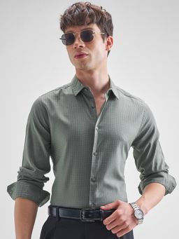 HIGHLANDER - Men Olive Dobby Textured Casual Shirt