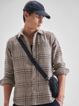 HIGHLANDER - Men Taupe Textured Dobby Fancy Yarn Casual Checked Shirt