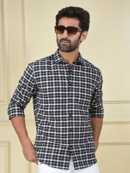 CRIMSOUNE CLUB - Men Navy Blue Checked Pure Cotton Casual Shirt