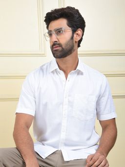CRIMSOUNE CLUB - Men White Casual Shirt