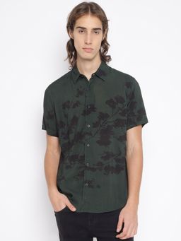 Guess - Men's Green Printed Collar Neck Half Sleeves Shirt