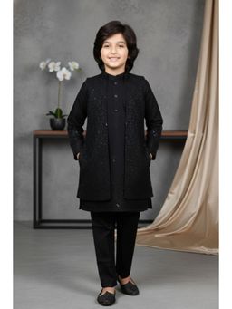 Lagorii - Black Silk Blend Embroidered Kurta With Pyjama & Jacket