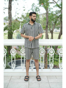 Raas Life - Stripe Black Short