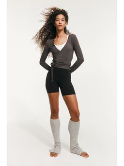 H&M MOVE - Black Sports Cycling Shorts With Softmove