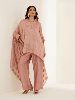 THREE-THREE - Pink Fiber V-Neck Floral Kaftan with Pant