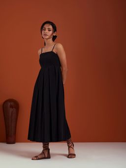 Notch Above - Pia Dress