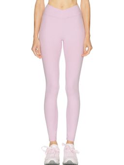 437 - The V Legging