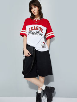 max - Urb_N Women Hello Kitty Colourblock Oversized T-Shirt