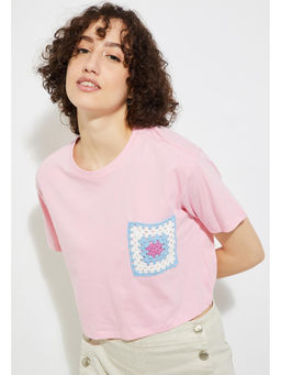 max - Urb_N Women Cropped T-Shirt With Crochet Pocket
