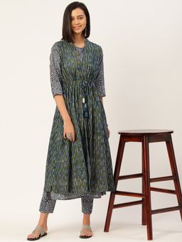 Shaily - Women Green Cotton Floral Kurta with Jacket and Pant (Set of 3)