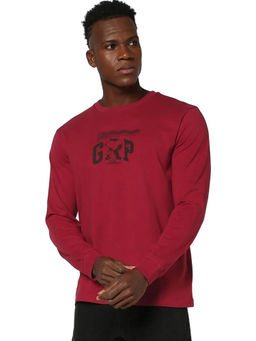 GAP - Men Red Round Neck Graphic Printed Full Sleeves T-Shirt