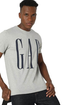GAP - Men Grey Regular Fit Graphic Round Neck T-shirt