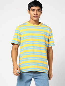 GAP - Men Yellow Crew Neck Striped T-shirt