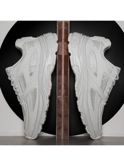 Red Tape - Women White Walking Shoes