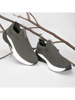 Red Tape - Men Olive Walking Shoes