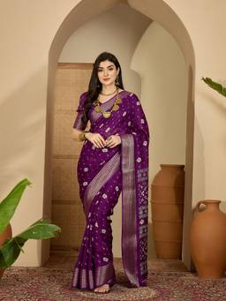 KIMISHA - Women Purple Printed Chiffon Saree with Unstitched Blouse
