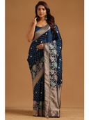 Navy Blue color option, Currently selected