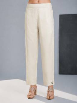 Vastramay - Women Off White Solid/Plain Cotton Pant