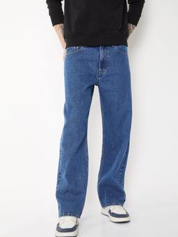 max - Men Blue Solid Wash Relaxed Fit Jeans