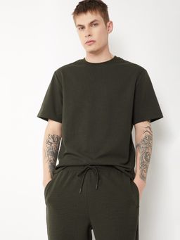 max - Green Men Textured T-Shirt