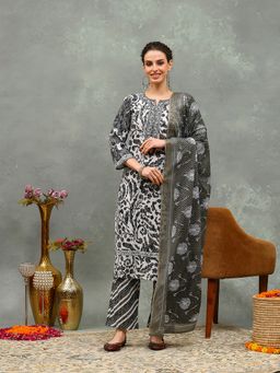 MEENA BAZAAR - Cream Printed Embroidered Kurta with Pant and Dupatta